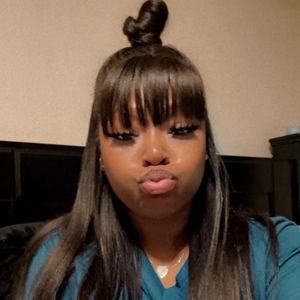 Meet your Posher, Sabrina